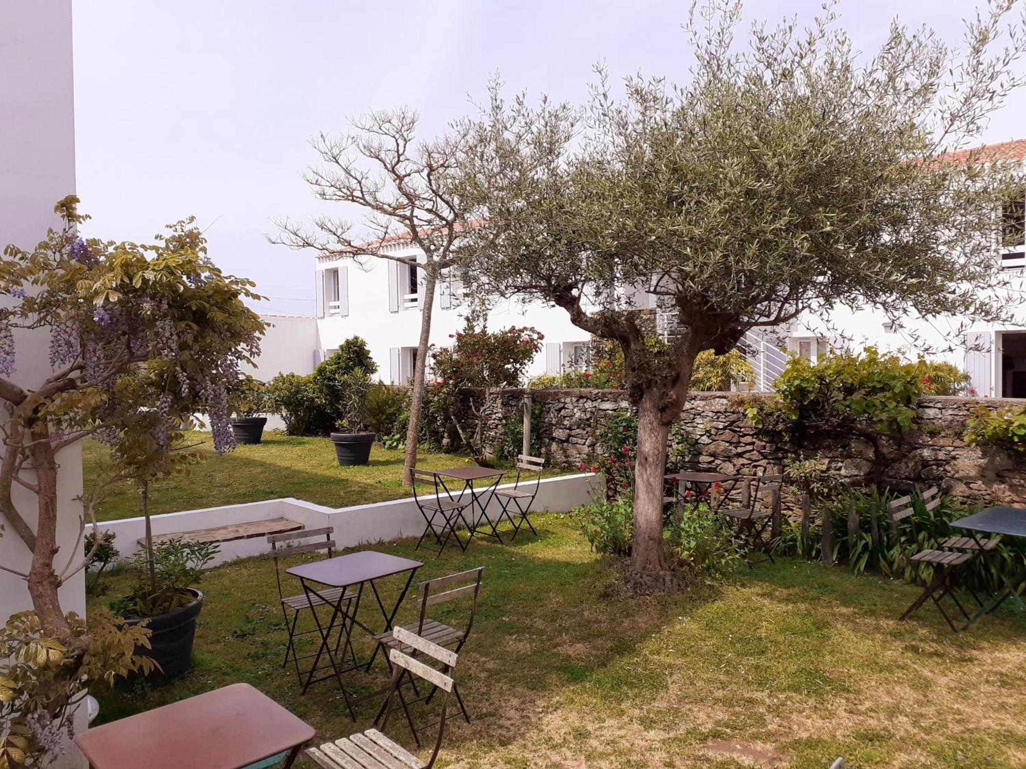 Hotel L'Escale A L'Ile D'Yeu ภายนอก รูปภาพ